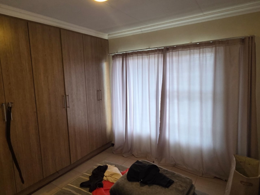 2 Bedroom Property for Sale in Pellissier Free State